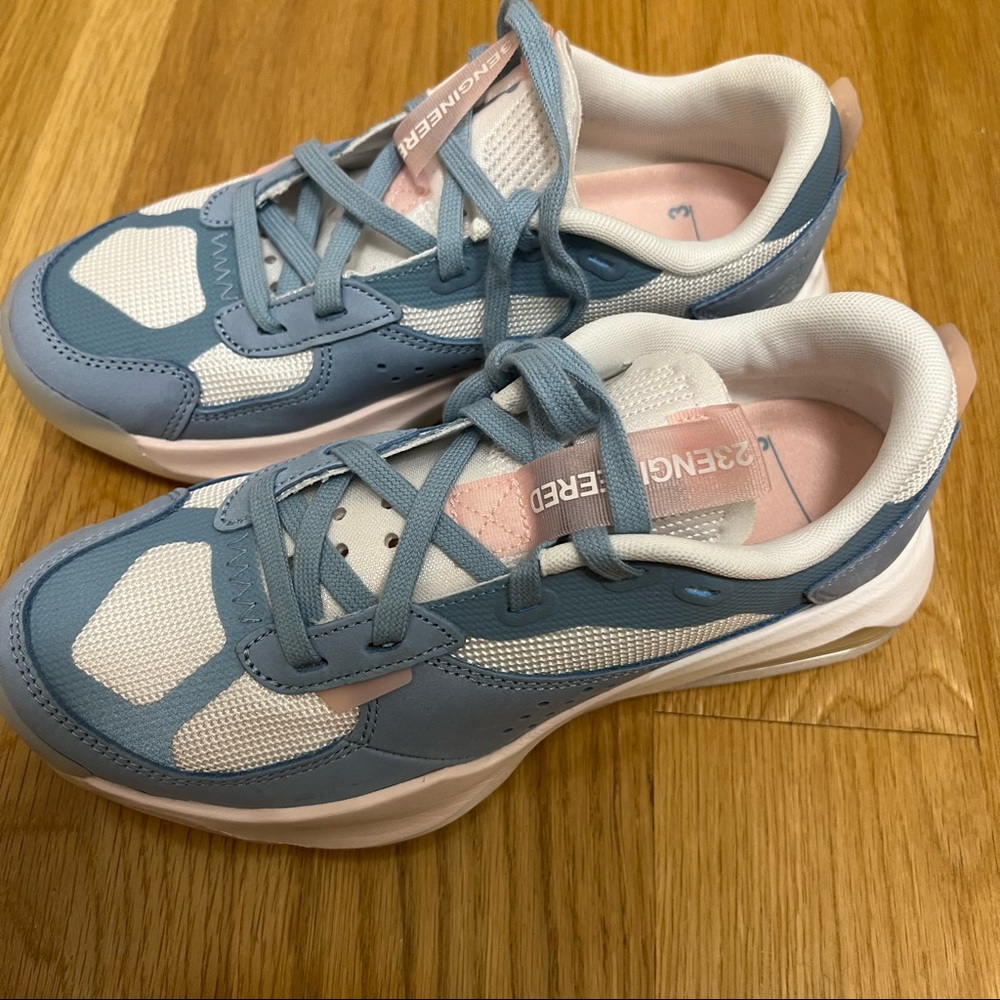 Women’s Air Jordans 200E Size 7 Sneakers